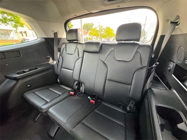 used 2024 Kia Telluride car, priced at $40,270