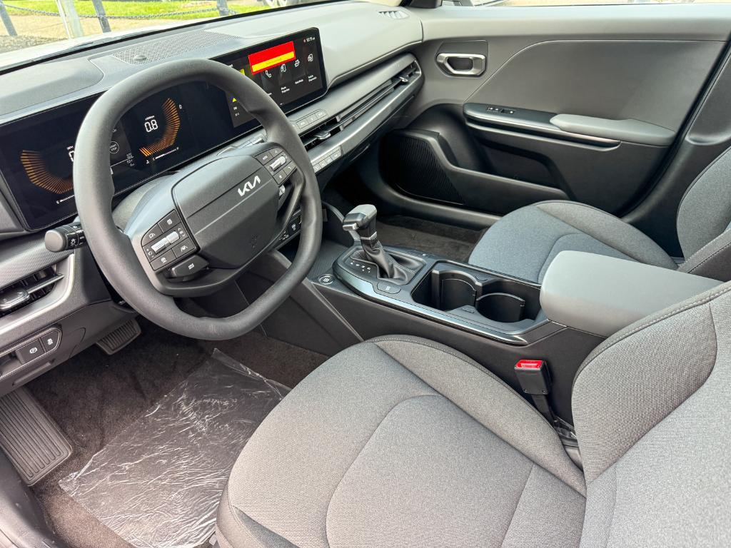 new 2025 Kia K4 car, priced at $24,060