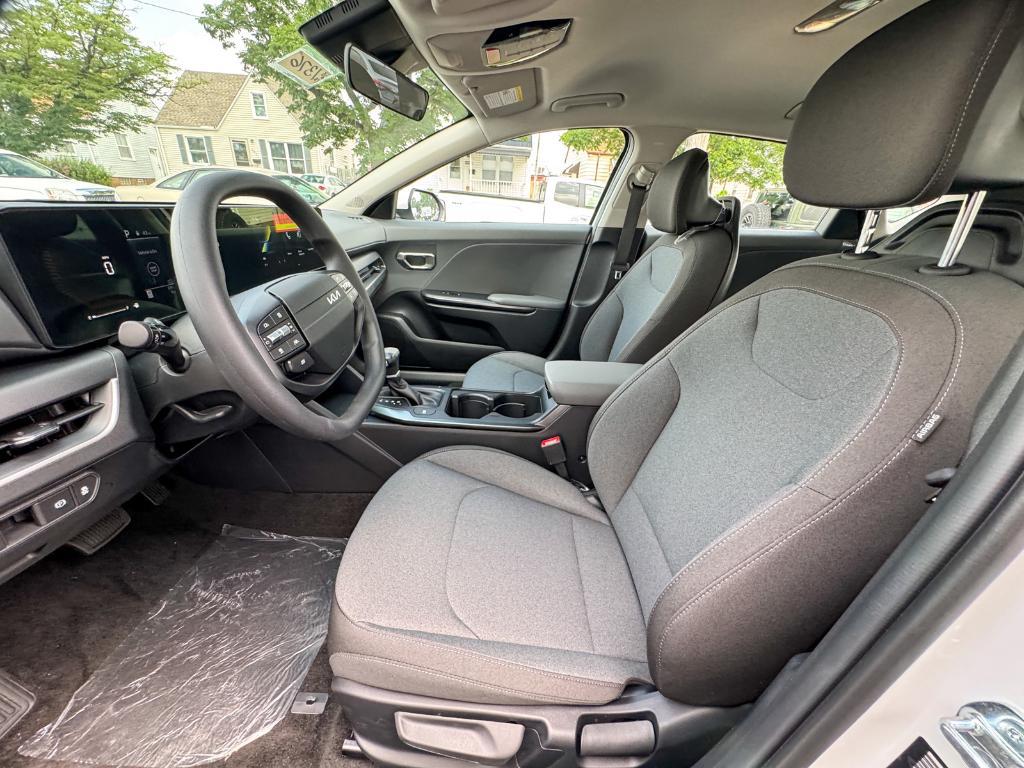new 2025 Kia K4 car, priced at $24,060