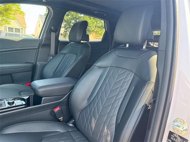 new 2025 Kia Sportage car
