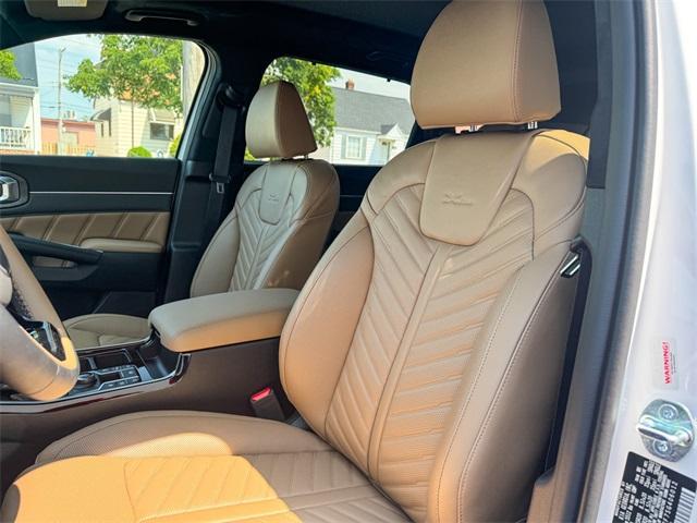 new 2025 Kia Sorento car, priced at $43,980