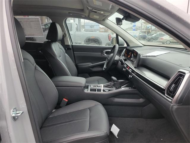 new 2025 Kia Sorento car, priced at $35,735