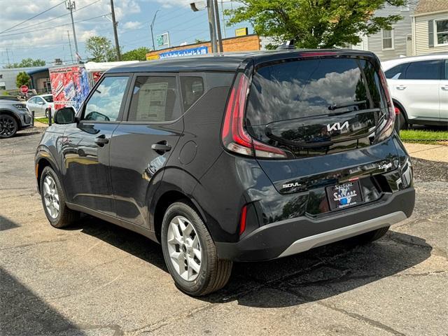 new 2025 Kia Soul car, priced at $22,605