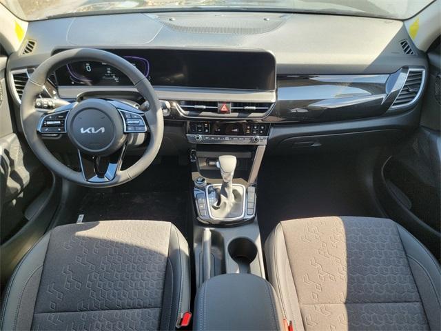 new 2026 Kia Seltos car, priced at $27,400