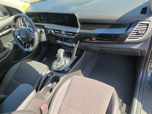 new 2026 Kia Seltos car, priced at $27,400