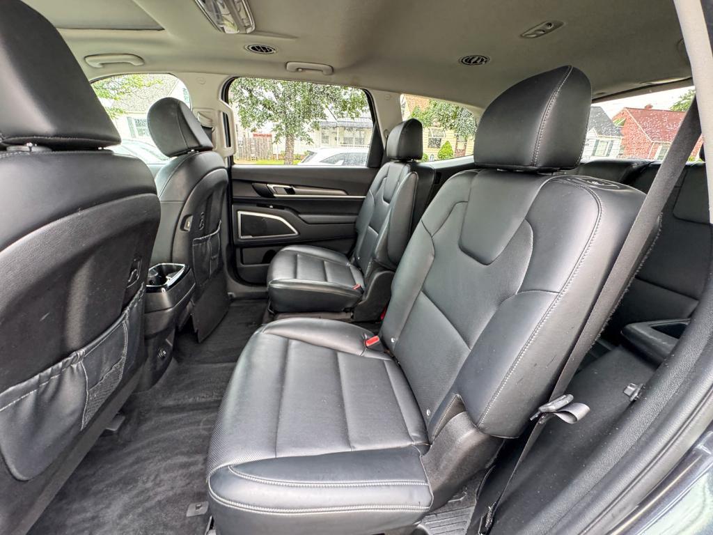 used 2022 Kia Telluride car, priced at $31,892