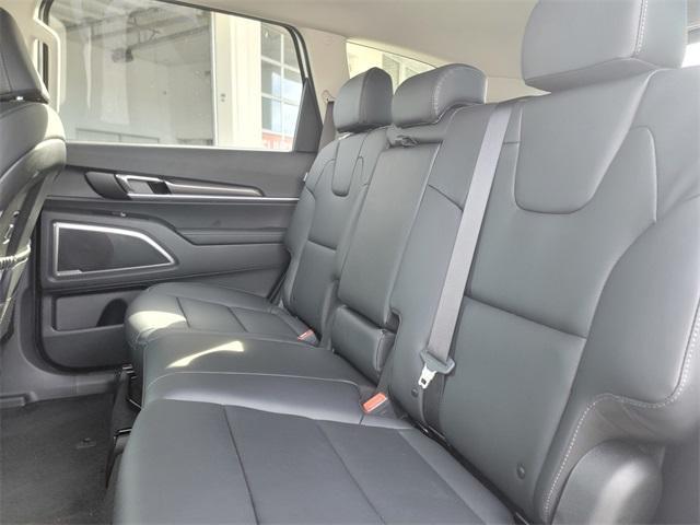 new 2025 Kia Telluride car, priced at $37,852