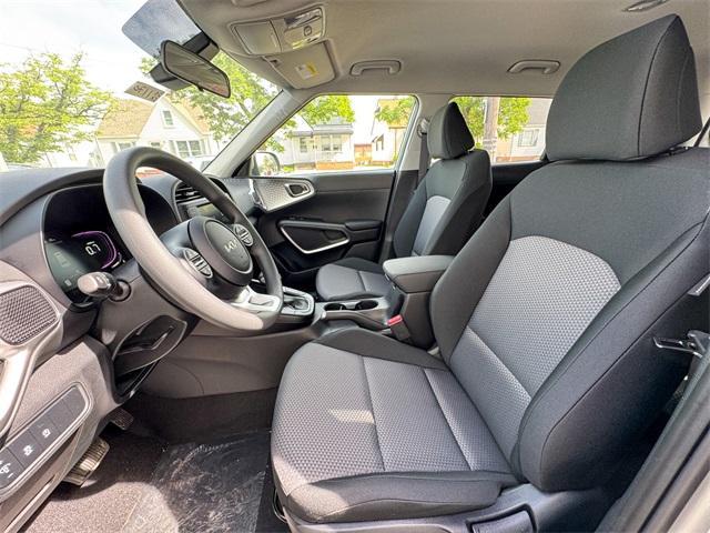 new 2025 Kia Soul car, priced at $22,260