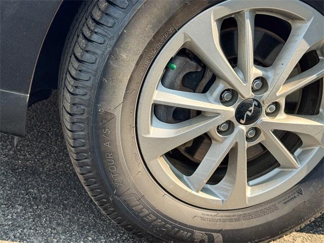 used 2022 Kia Carnival car, priced at $26,714