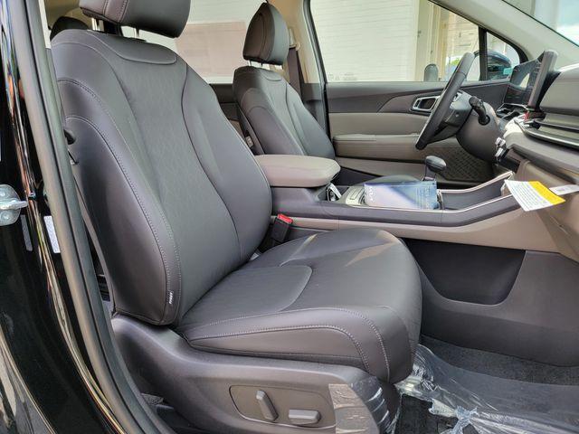 new 2026 Kia Carnival car, priced at $41,477