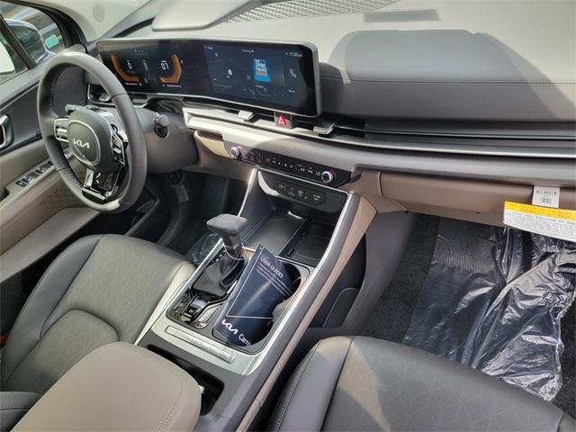 new 2026 Kia Carnival car, priced at $41,477