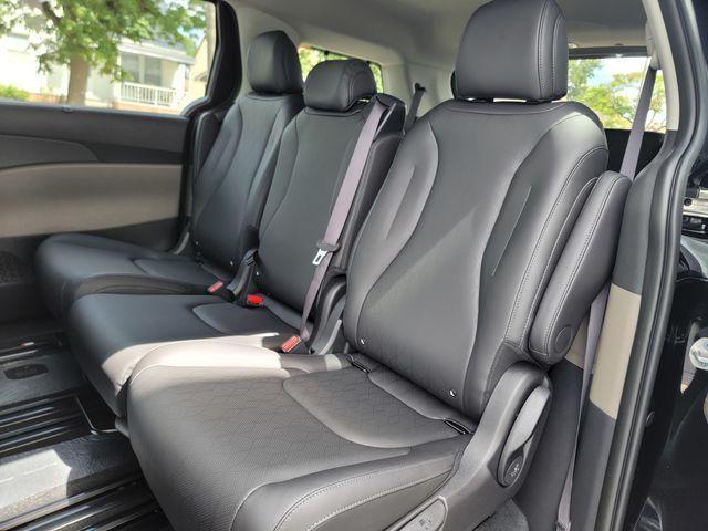 new 2026 Kia Carnival car, priced at $41,477