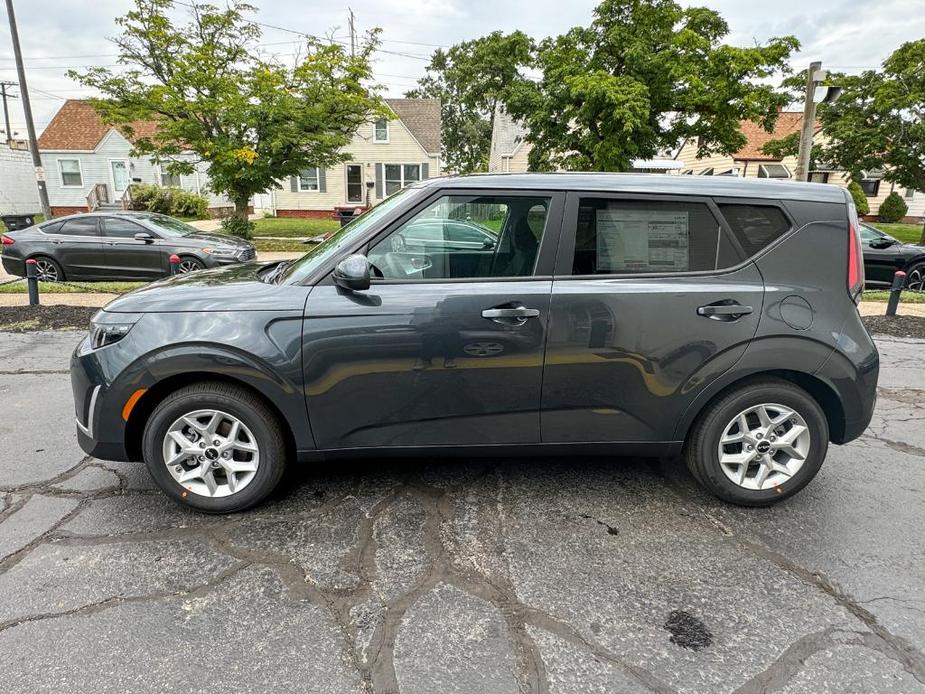 new 2025 Kia Soul car, priced at $22,340