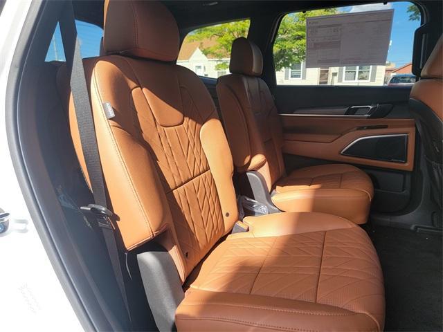 new 2025 Kia Telluride car, priced at $52,052