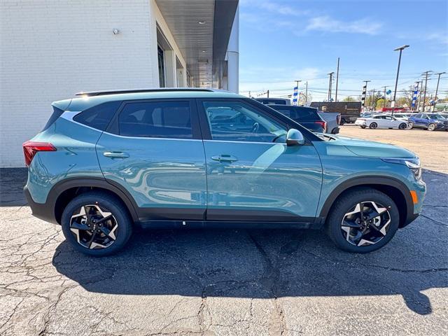 new 2025 Kia Seltos car, priced at $28,602