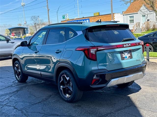 new 2025 Kia Seltos car, priced at $28,602