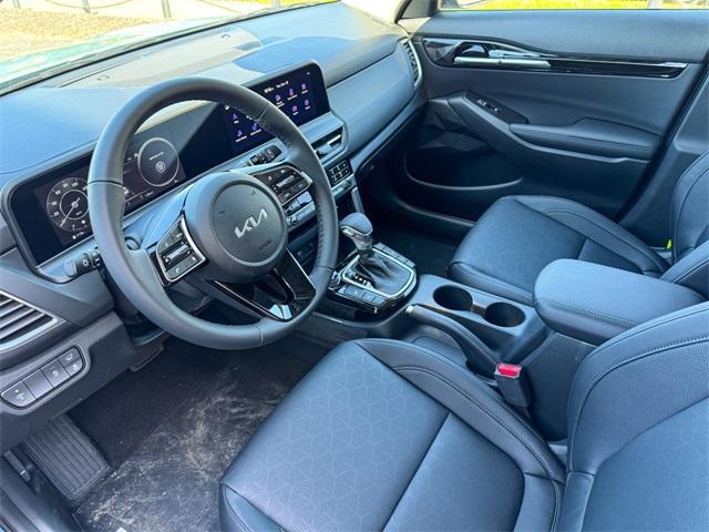 new 2025 Kia Seltos car, priced at $28,602