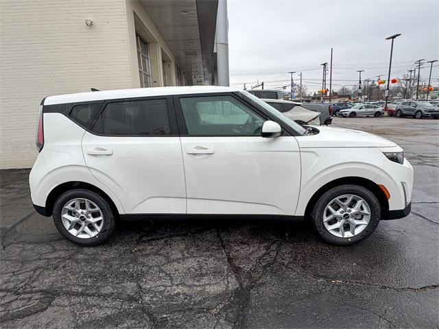 new 2025 Kia Soul car, priced at $21,435