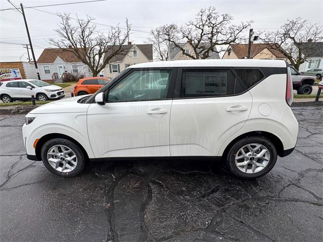 new 2025 Kia Soul car, priced at $21,435