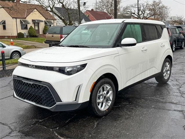 new 2025 Kia Soul car, priced at $21,435