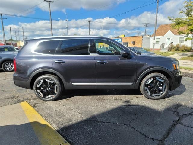 new 2025 Kia Telluride car, priced at $42,143