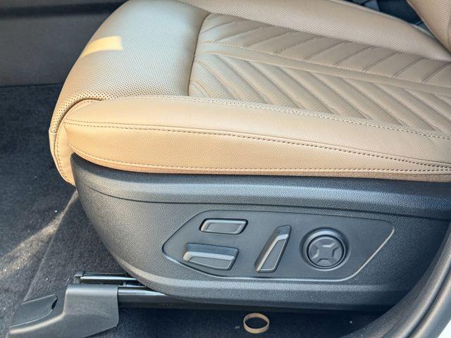 new 2025 Kia Sorento car, priced at $44,230