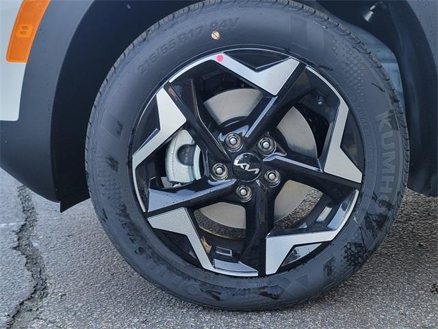 new 2026 Kia Seltos car, priced at $30,621