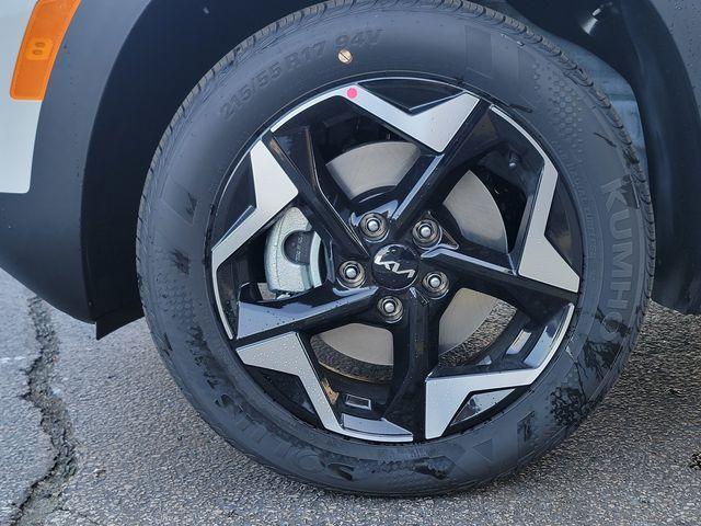 new 2026 Kia Seltos car, priced at $30,621