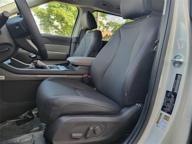 new 2026 Kia Carnival car, priced at $47,285