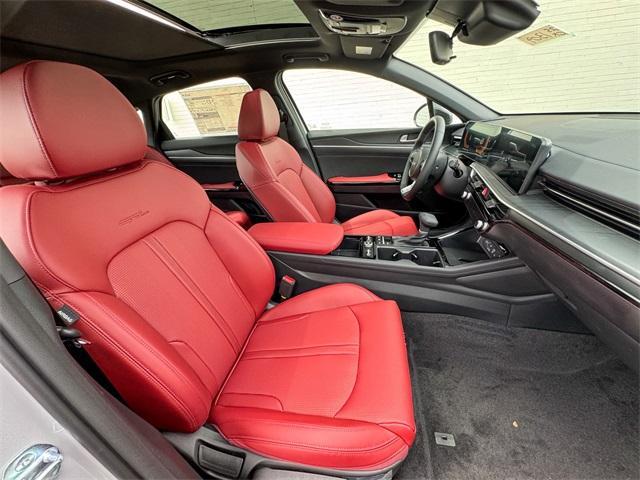 new 2025 Kia K5 car, priced at $32,940