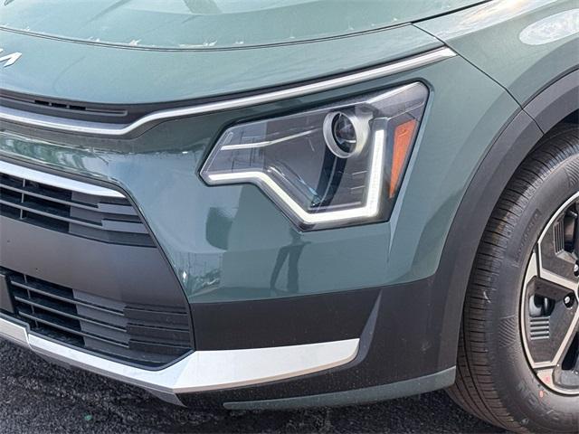 new 2025 Kia Niro car, priced at $30,360