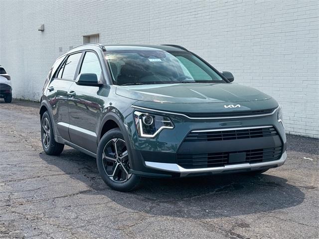 new 2025 Kia Niro car, priced at $30,360