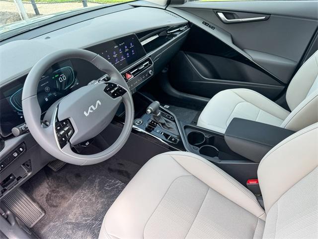 new 2025 Kia Niro car, priced at $30,360