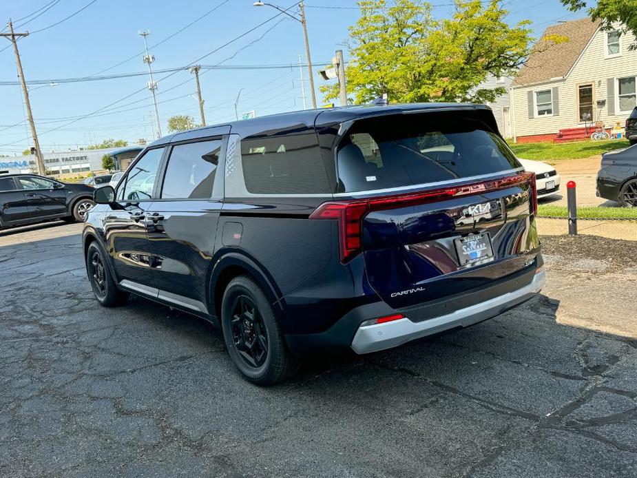 new 2025 Kia Carnival car, priced at $38,455