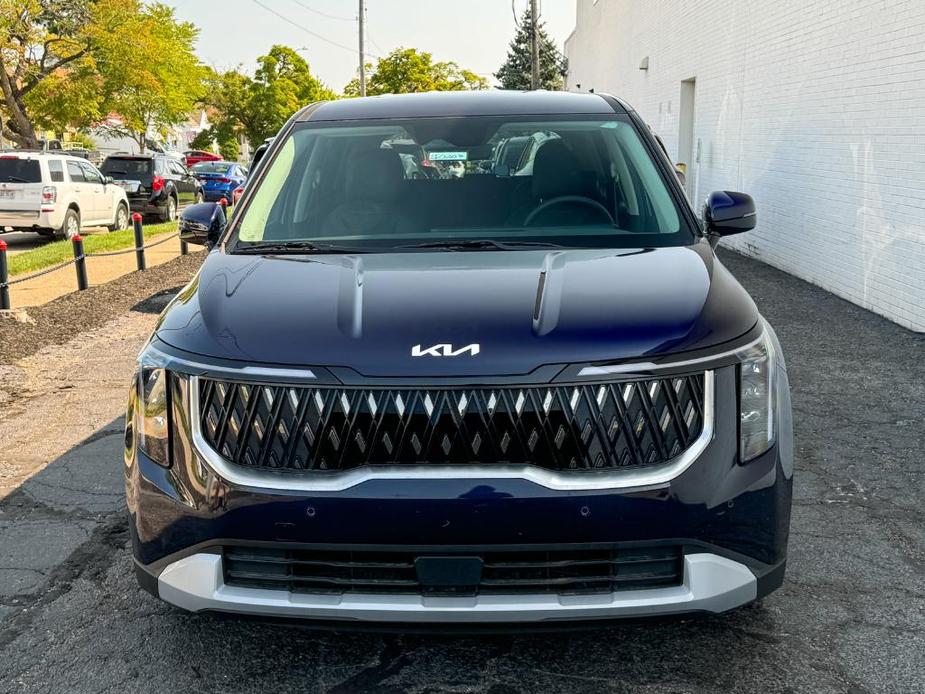 new 2025 Kia Carnival car, priced at $38,455