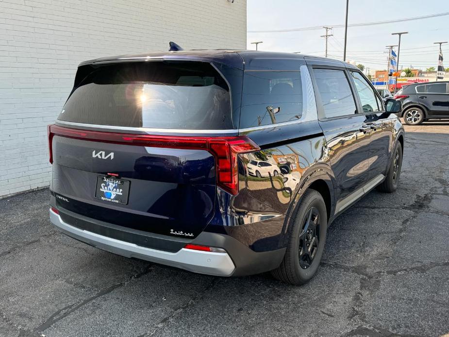 new 2025 Kia Carnival car, priced at $38,455