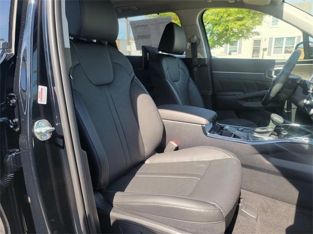 new 2026 Kia Sorento car, priced at $43,751