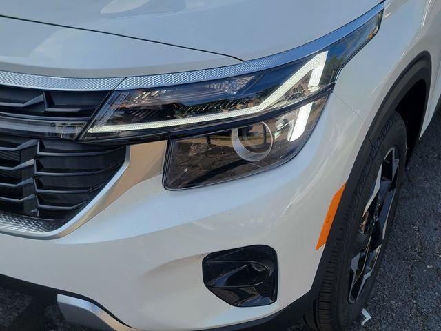 new 2026 Kia Seltos car, priced at $27,771