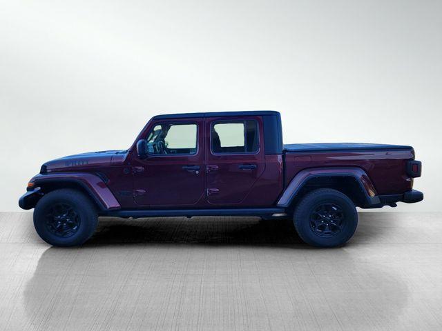 used 2021 Jeep Gladiator car, priced at $23,376