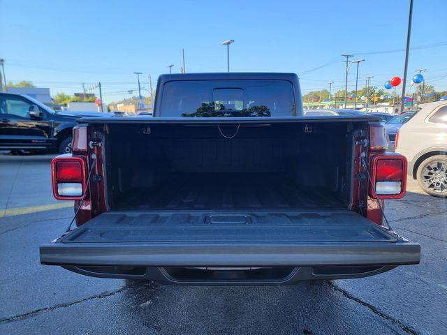 used 2021 Jeep Gladiator car, priced at $23,376