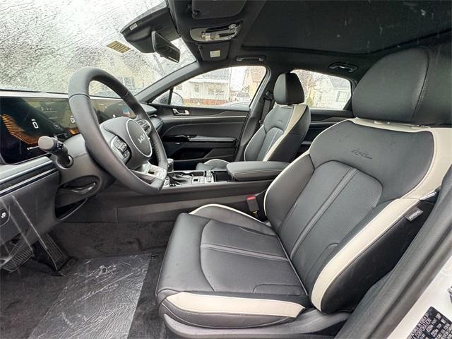 new 2025 Kia K5 car, priced at $32,645