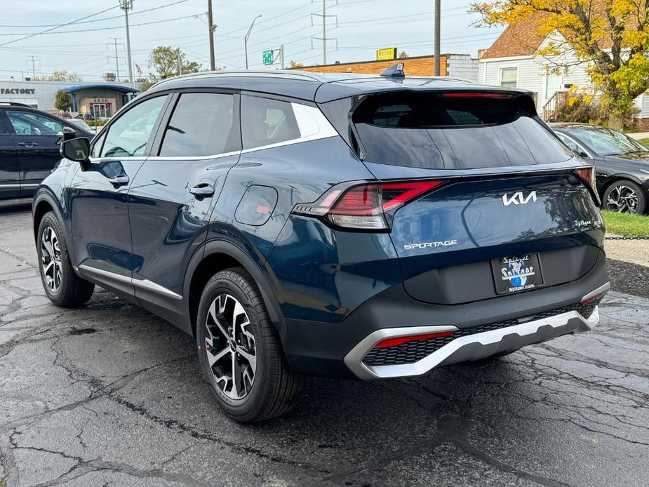 new 2025 Kia Sportage Hybrid car, priced at $33,440