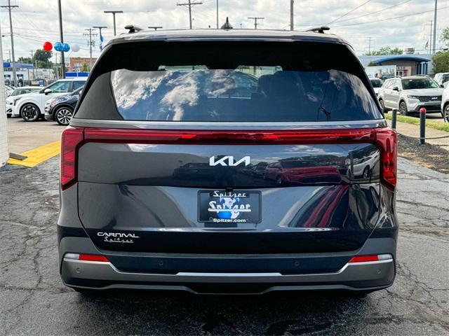 new 2025 Kia Carnival car, priced at $48,760