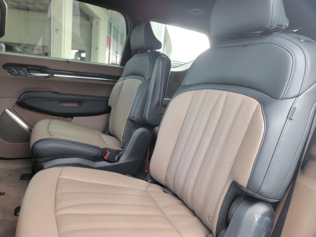 new 2026 Kia EV9 car, priced at $64,828