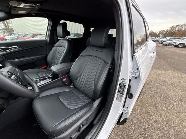 new 2026 Kia Sportage car, priced at $36,736