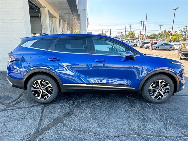 new 2025 Kia Sportage car, priced at $31,050