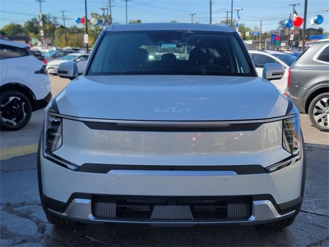 new 2026 Kia EV9 car, priced at $55,989