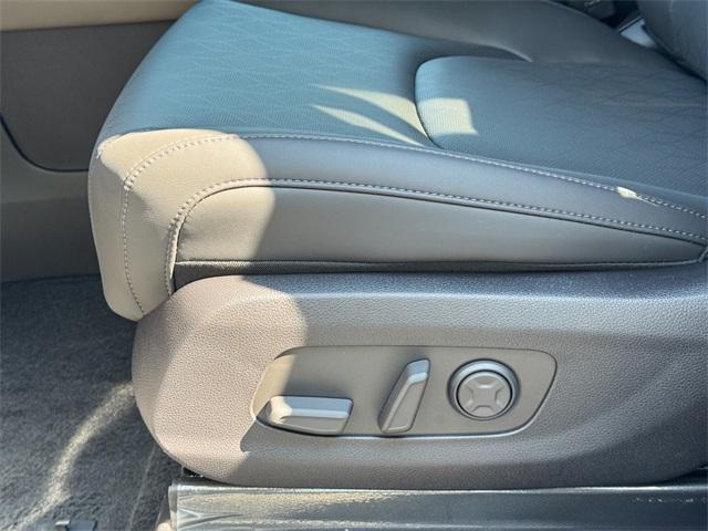 new 2026 Kia Carnival car, priced at $42,580