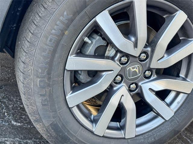used 2022 Honda Pilot car, priced at $29,327