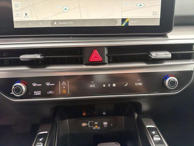 new 2026 Kia Sorento car, priced at $38,617